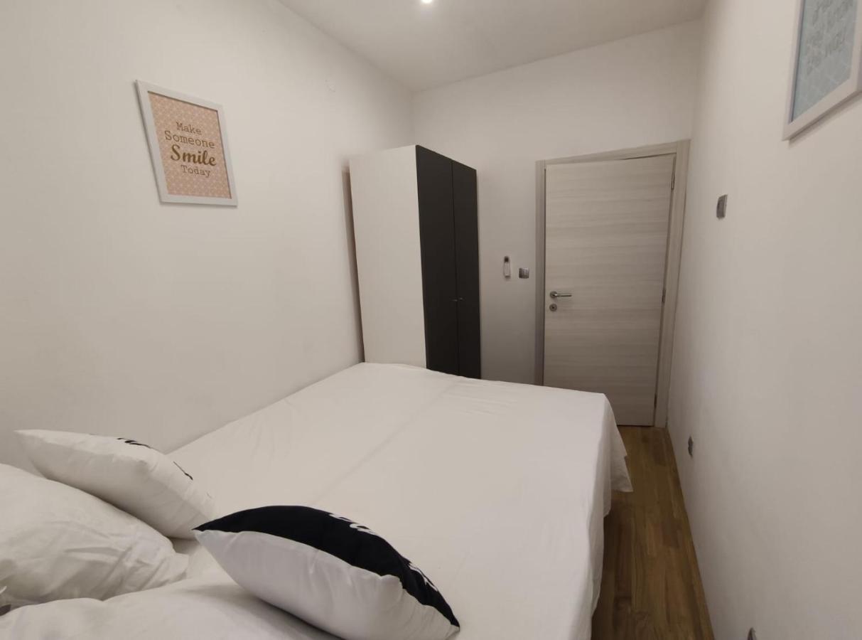 Apartment Tona Sibenik Ngoại thất bức ảnh