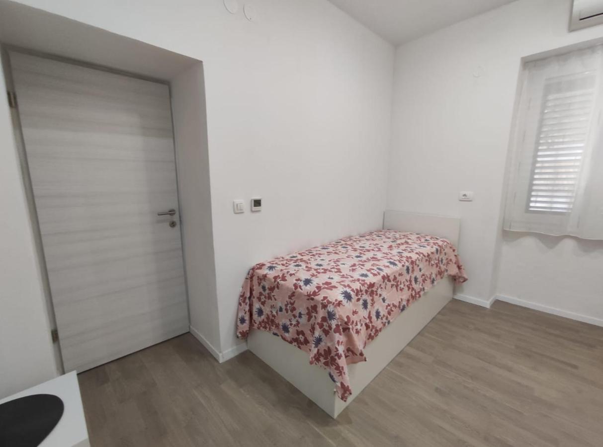Apartment Tona Sibenik Ngoại thất bức ảnh